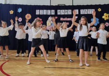 Dzień Mamy i Taty – wyjątkowe chwile pełne miłości