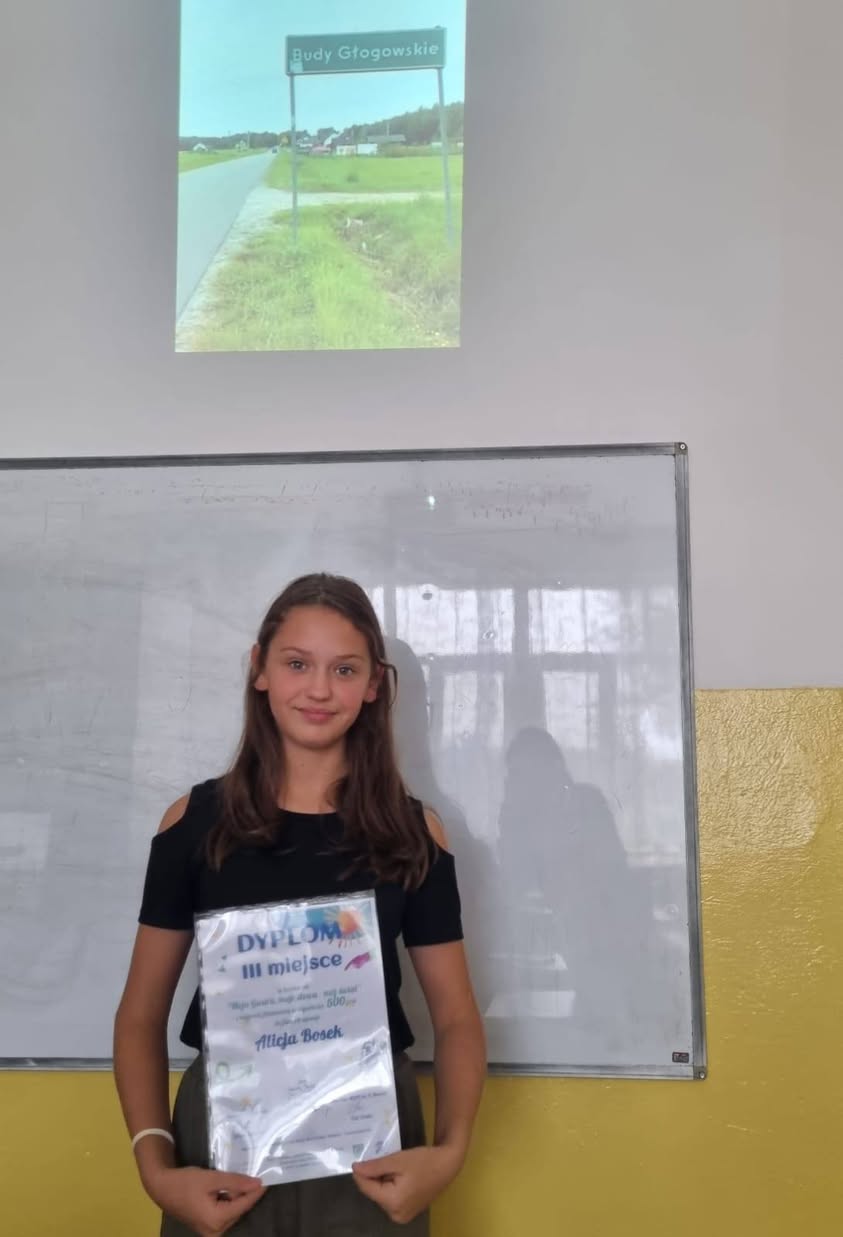Gratulacje dla Alicji z klasy 4a!