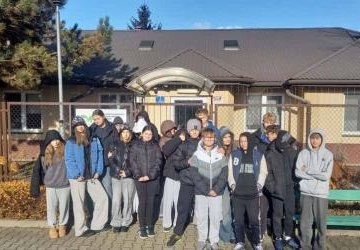 Wycieczka uczniów klas 7a i 7b do Łańcuta i schroniska dla zwierząt 