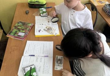 Zajęcia matematyczne klasy 4a z wykorzystaniem lup